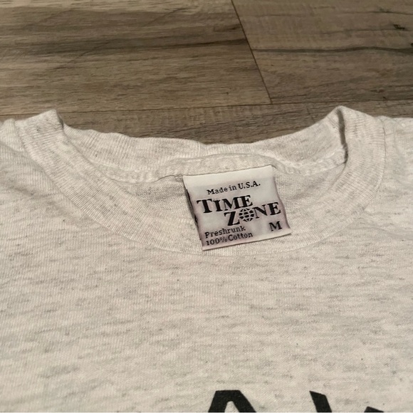 Vintage NASA ENDEAVOR Kennedy Space Center Florida T-Shirt Size Medium - Picture 3 of 4